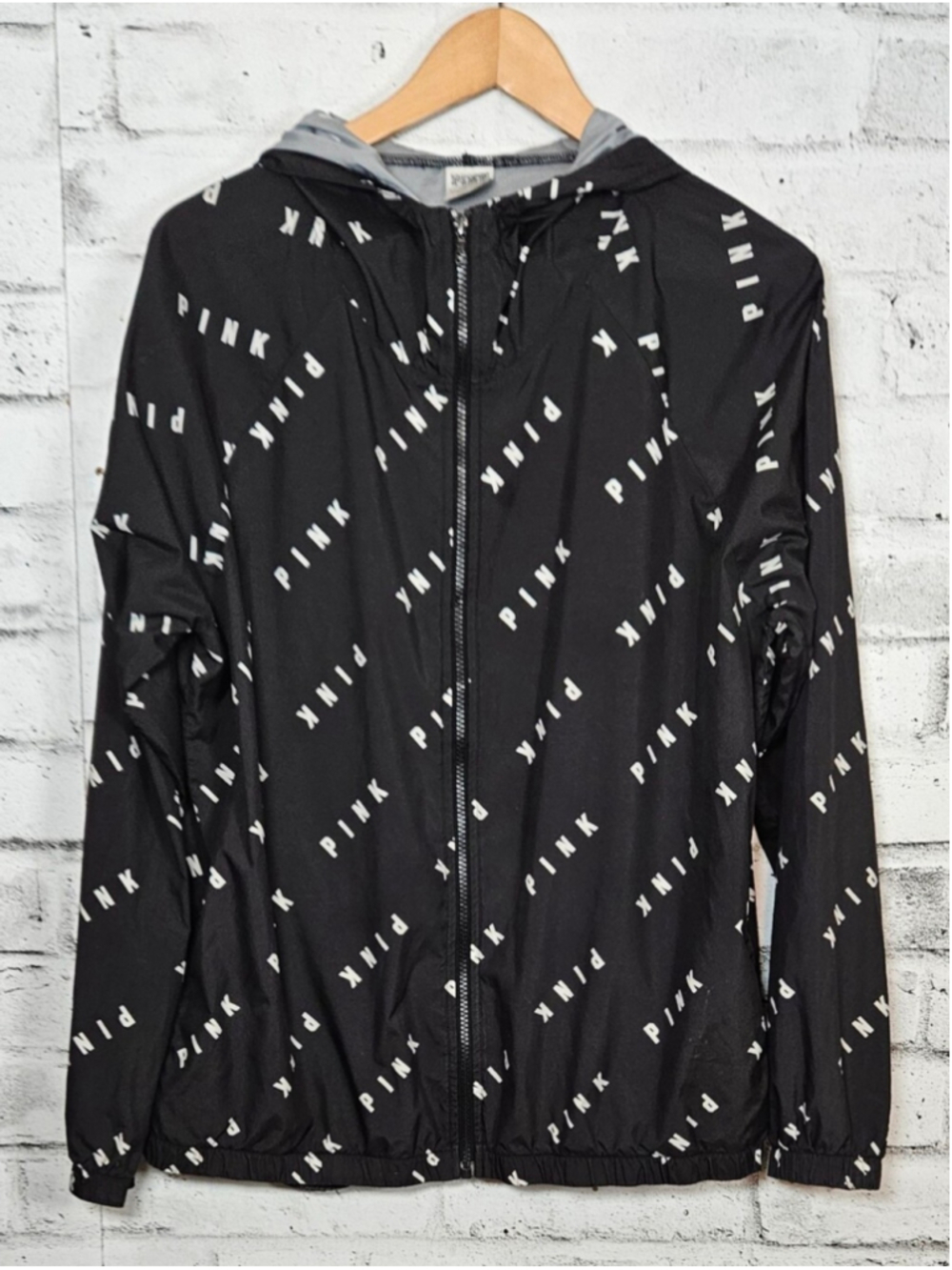 PINK Victoria's Secret Logo Print Hooded Windbreaker Jacket Medium Large - Picture 2 of 12